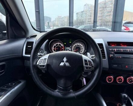 Синий Мицубиси Аутлендер, объемом двигателя 0 л и пробегом 289 тыс. км за 9990 $, фото 14 на Automoto.ua