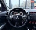 Синий Мицубиси Аутлендер, объемом двигателя 2.18 л и пробегом 289 тыс. км за 9990 $, фото 14 на Automoto.ua