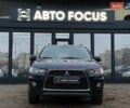 Синий Мицубиси Аутлендер, объемом двигателя 2.18 л и пробегом 289 тыс. км за 9990 $, фото 2 на Automoto.ua