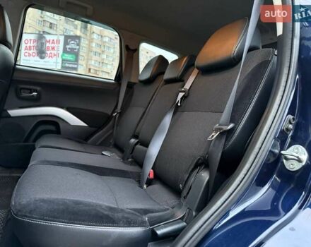 Синий Мицубиси Аутлендер, объемом двигателя 2.18 л и пробегом 289 тыс. км за 9990 $, фото 9 на Automoto.ua