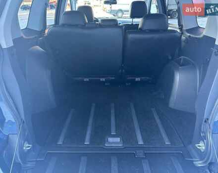 Синий Мицубиси Аутлендер, объемом двигателя 2 л и пробегом 257 тыс. км за 10500 $, фото 21 на Automoto.ua