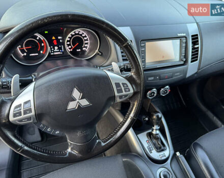 Мицубиси Аутлендер 2011 в Бердичеве на Automoto.ua Синий Мицубиси Аутлендер, объемом двигателя 2.2 л и пробегом 236 тыс. км за 11700 $, фото 42 на Automoto.ua