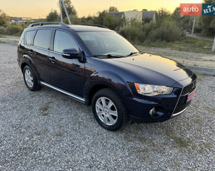 Мицубиси Аутлендер 2011 в Бердичеве на Automoto.ua Синий Мицубиси Аутлендер, объемом двигателя 2.2 л и пробегом 236 тыс. км за 11700 $, фото 13 на Automoto.ua