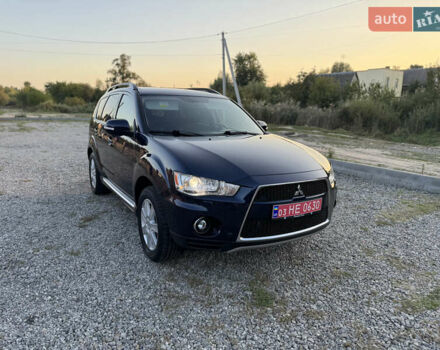 Мицубиси Аутлендер 2011 в Бердичеве на Automoto.ua Синий Мицубиси Аутлендер, объемом двигателя 2.2 л и пробегом 236 тыс. км за 11700 $, фото 10 на Automoto.ua