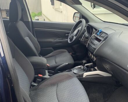 Синий Мицубиси Аутлендер, объемом двигателя 2 л и пробегом 185 тыс. км за 9000 $, фото 2 на Automoto.ua