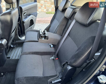 Мицубиси Аутлендер 2011 в Бердичеве на Automoto.ua Синий Мицубиси Аутлендер, объемом двигателя 2.2 л и пробегом 236 тыс. км за 11700 $, фото 72 на Automoto.ua