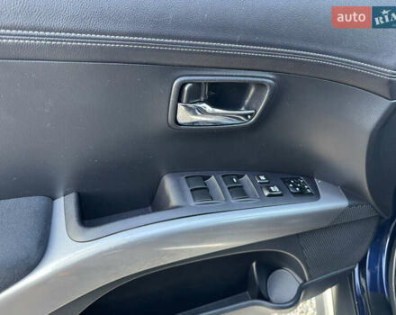 Мицубиси Аутлендер 2011 в Бердичеве на Automoto.ua Синий Мицубиси Аутлендер, объемом двигателя 2.2 л и пробегом 236 тыс. км за 11700 $, фото 47 на Automoto.ua