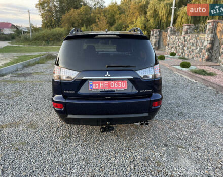 Мицубиси Аутлендер 2011 в Бердичеве на Automoto.ua Синий Мицубиси Аутлендер, объемом двигателя 2.2 л и пробегом 236 тыс. км за 11700 $, фото 24 на Automoto.ua