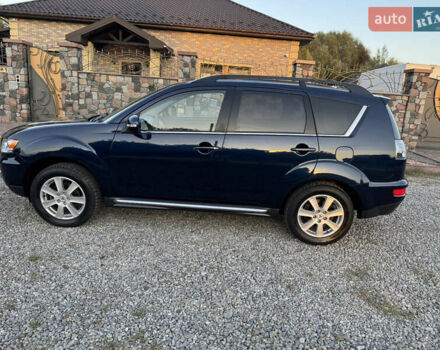 Мицубиси Аутлендер 2011 в Бердичеве на Automoto.ua Синий Мицубиси Аутлендер, объемом двигателя 2.2 л и пробегом 236 тыс. км за 11700 $, фото 33 на Automoto.ua