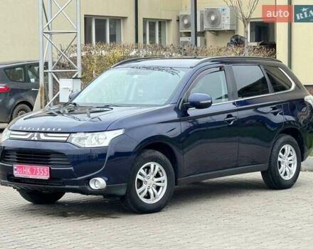 Синій Міцубісі Аутлендер, об'ємом двигуна 2.2 л та пробігом 246 тис. км за 13200 $, фото 4 на Automoto.ua