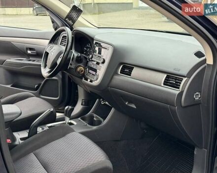 Синій Міцубісі Аутлендер, об'ємом двигуна 2.2 л та пробігом 246 тис. км за 13200 $, фото 23 на Automoto.ua