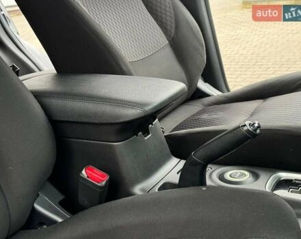 Синій Міцубісі Аутлендер, об'ємом двигуна 2.2 л та пробігом 246 тис. км за 13200 $, фото 27 на Automoto.ua