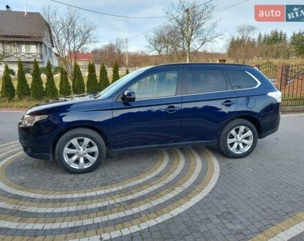 Синий Мицубиси Аутлендер, объемом двигателя 2.2 л и пробегом 190 тыс. км за 11900 $, фото 3 на Automoto.ua