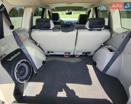 Синій Міцубісі Аутлендер, об'ємом двигуна 2.2 л та пробігом 270 тис. км за 12300 $, фото 7 на Automoto.ua