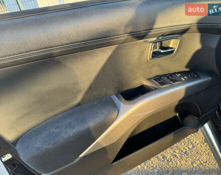 Синий Мицубиси Аутлендер, объемом двигателя 2.2 л и пробегом 192 тыс. км за 13490 $, фото 13 на Automoto.ua