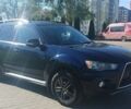 Синій Міцубісі Аутлендер, об'ємом двигуна 2.18 л та пробігом 235 тис. км за 11000 $, фото 1 на Automoto.ua
