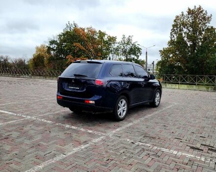 Синий Мицубиси Аутлендер, объемом двигателя 2 л и пробегом 314 тыс. км за 10999 $, фото 6 на Automoto.ua