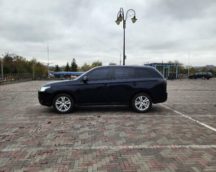 Мицубиси Аутлендер 2012 в Харькове на Automoto.ua Синий Мицубиси Аутлендер, объемом двигателя 2 л и пробегом 314 тыс. км за 11800 $, фото 3 на Automoto.ua