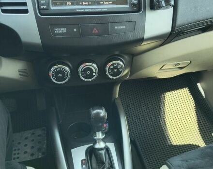 Синій Міцубісі Аутлендер, об'ємом двигуна 2.2 л та пробігом 270 тис. км за 12300 $, фото 13 на Automoto.ua