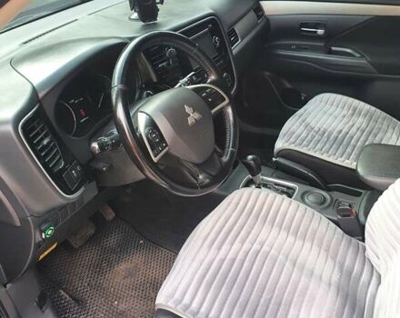 Синій Міцубісі Аутлендер, об'ємом двигуна 2.4 л та пробігом 238 тис. км за 12000 $, фото 8 на Automoto.ua