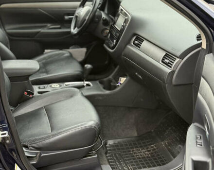 Синій Міцубісі Аутлендер, об'ємом двигуна 2.4 л та пробігом 212 тис. км за 10000 $, фото 15 на Automoto.ua