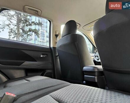 Синій Міцубісі Аутлендер, об'ємом двигуна 2.4 л та пробігом 213 тис. км за 10990 $, фото 58 на Automoto.ua