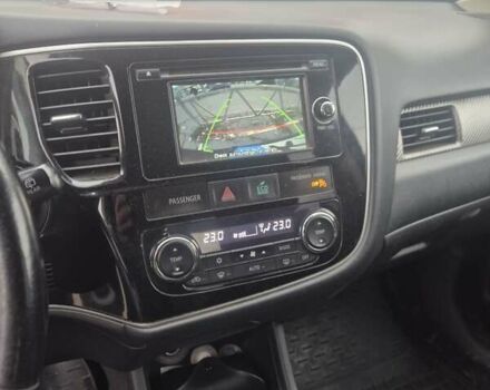 Синій Міцубісі Аутлендер, об'ємом двигуна 2.36 л та пробігом 178 тис. км за 10500 $, фото 12 на Automoto.ua