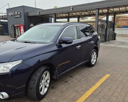 Синій Міцубісі Аутлендер, об'ємом двигуна 2.36 л та пробігом 183 тис. км за 14000 $, фото 3 на Automoto.ua