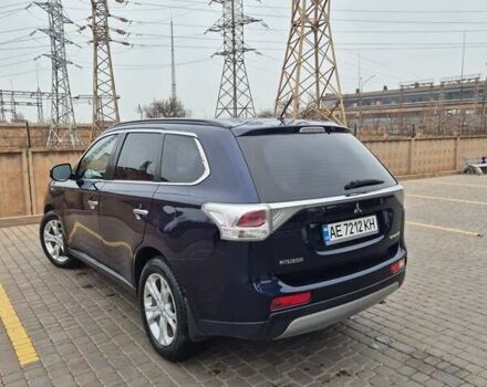Синій Міцубісі Аутлендер, об'ємом двигуна 2.36 л та пробігом 183 тис. км за 14000 $, фото 1 на Automoto.ua