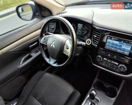 Синій Міцубісі Аутлендер, об'ємом двигуна 2.4 л та пробігом 213 тис. км за 10990 $, фото 50 на Automoto.ua