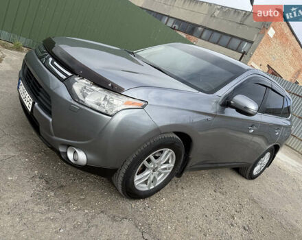 Синий Мицубиси Аутлендер, объемом двигателя 3 л и пробегом 180 тыс. км за 13000 $, фото 5 на Automoto.ua