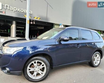 Синій Міцубісі Аутлендер, об'ємом двигуна 2.4 л та пробігом 213 тис. км за 10990 $, фото 7 на Automoto.ua