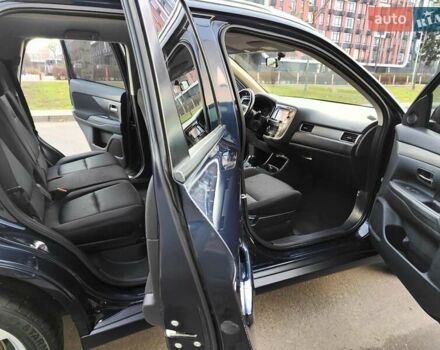 Синій Міцубісі Аутлендер, об'ємом двигуна 2.4 л та пробігом 213 тис. км за 10990 $, фото 23 на Automoto.ua