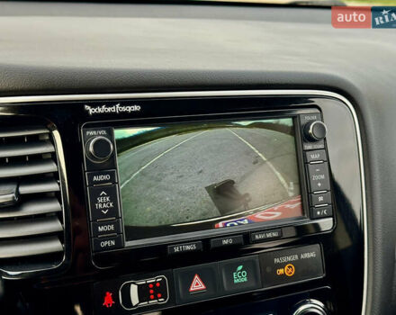 Синий Мицубиси Аутлендер, объемом двигателя 2 л и пробегом 218 тыс. км за 12550 $, фото 23 на Automoto.ua