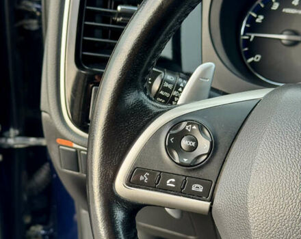 Синий Мицубиси Аутлендер, объемом двигателя 2 л и пробегом 218 тыс. км за 12550 $, фото 19 на Automoto.ua