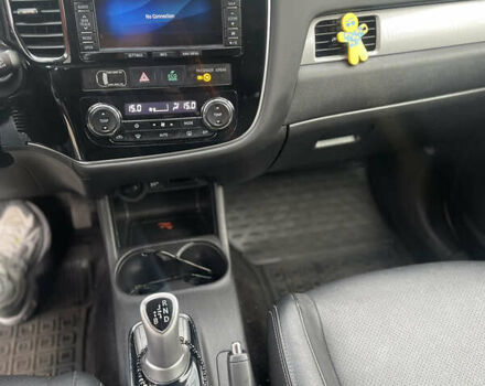 Синій Міцубісі Аутлендер, об'ємом двигуна 2 л та пробігом 155 тис. км за 14999 $, фото 24 на Automoto.ua