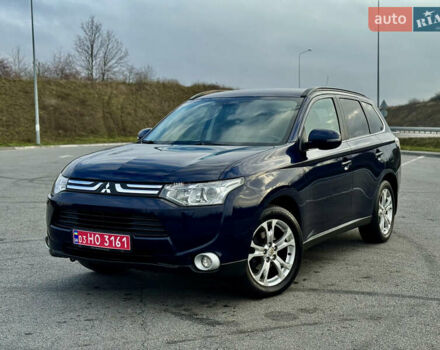 Синий Мицубиси Аутлендер, объемом двигателя 2 л и пробегом 218 тыс. км за 12550 $, фото 6 на Automoto.ua