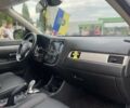 Міцубісі Аутлендер 2014 у Житомирі на Automoto.ua Синій Міцубісі Аутлендер, об'ємом двигуна 2 л та пробігом 151 тис. км за 15999 $, фото 25 на Automoto.ua