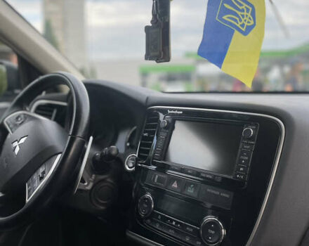 Синій Міцубісі Аутлендер, об'ємом двигуна 2 л та пробігом 155 тис. км за 14999 $, фото 11 на Automoto.ua