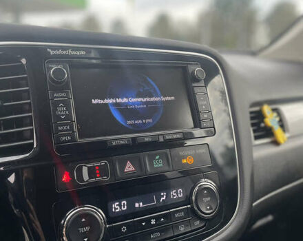 Синій Міцубісі Аутлендер, об'ємом двигуна 2 л та пробігом 155 тис. км за 14999 $, фото 23 на Automoto.ua