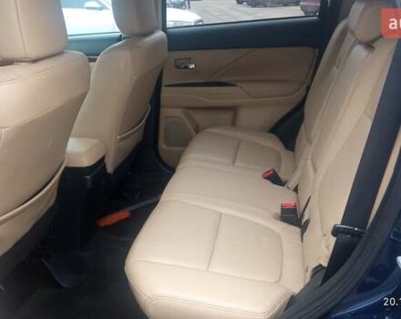 Синий Мицубиси Аутлендер, объемом двигателя 2.4 л и пробегом 230 тыс. км за 11300 $, фото 10 на Automoto.ua