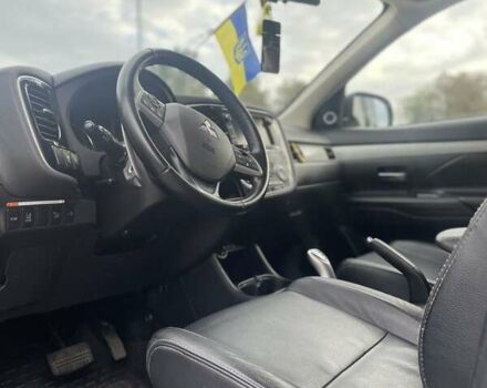 Міцубісі Аутлендер 2014 у Житомирі на Automoto.ua Синій Міцубісі Аутлендер, об'ємом двигуна 2 л та пробігом 151 тис. км за 15999 $, фото 2 на Automoto.ua