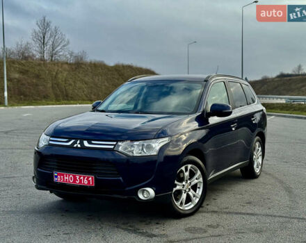 Синий Мицубиси Аутлендер, объемом двигателя 2 л и пробегом 218 тыс. км за 12550 $, фото 5 на Automoto.ua