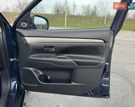 Синий Мицубиси Аутлендер, объемом двигателя 2 л и пробегом 218 тыс. км за 12550 $, фото 38 на Automoto.ua