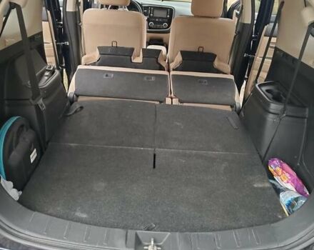 Синий Мицубиси Аутлендер, объемом двигателя 2.36 л и пробегом 135 тыс. км за 15600 $, фото 17 на Automoto.ua