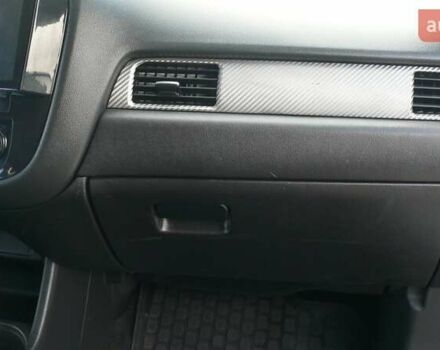 Синій Міцубісі Аутлендер, об'ємом двигуна 2.36 л та пробігом 161 тис. км за 14400 $, фото 18 на Automoto.ua