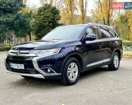 Синий Мицубиси Аутлендер, объемом двигателя 3 л и пробегом 123 тыс. км за 15900 $, фото 2 на Automoto.ua