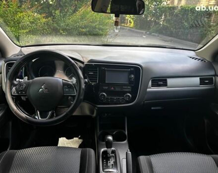 Синій Міцубісі Аутлендер, об'ємом двигуна 2 л та пробігом 238 тис. км за 15990 $, фото 19 на Automoto.ua