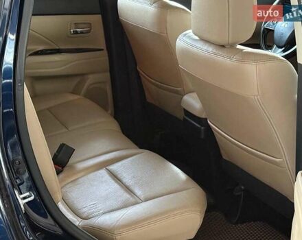 Синий Мицубиси Аутлендер, объемом двигателя 3 л и пробегом 144 тыс. км за 15940 $, фото 18 на Automoto.ua