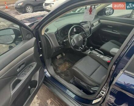 Синий Мицубиси Аутлендер, объемом двигателя 2.36 л и пробегом 195 тыс. км за 13450 $, фото 8 на Automoto.ua